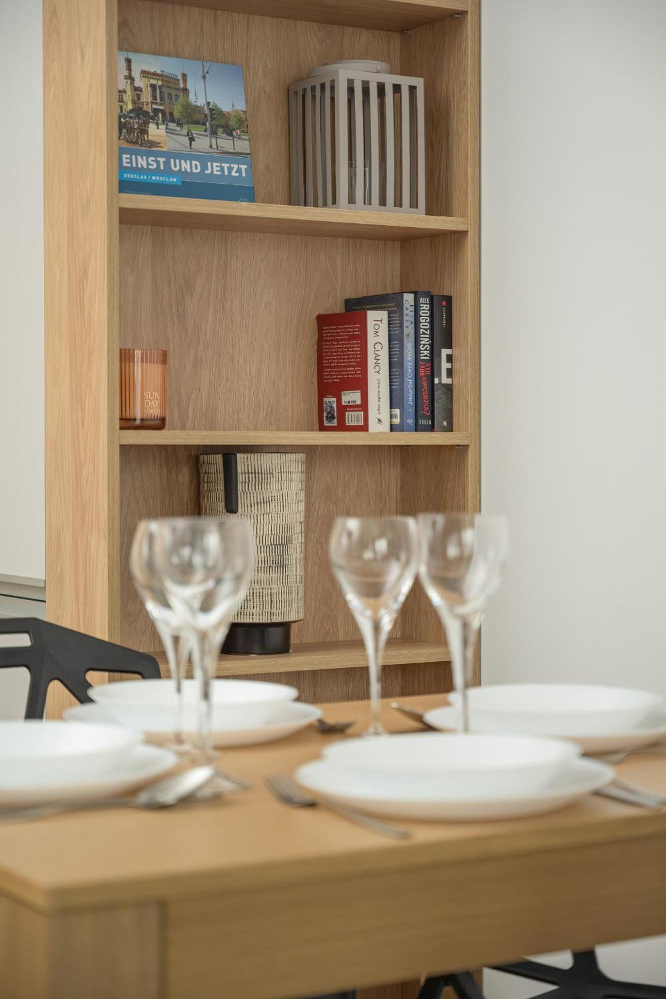 Michalczyka Stylish Apartment With Parking In The City Center Of Wroclaw By Noclegi Renters Εξωτερικό φωτογραφία