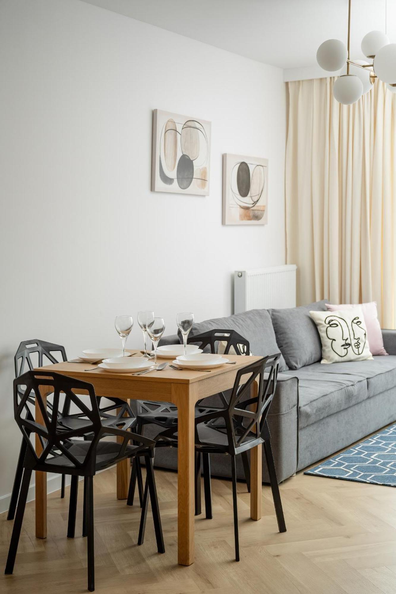 Michalczyka Stylish Apartment With Parking In The City Center Of Wroclaw By Noclegi Renters Εξωτερικό φωτογραφία