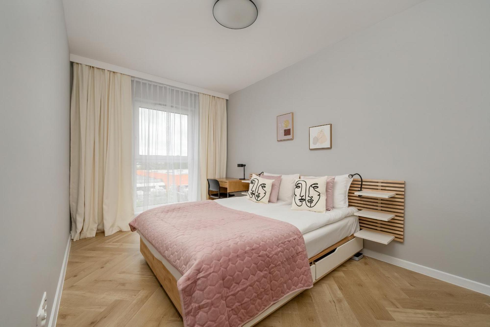 Michalczyka Stylish Apartment With Parking In The City Center Of Wroclaw By Noclegi Renters Εξωτερικό φωτογραφία